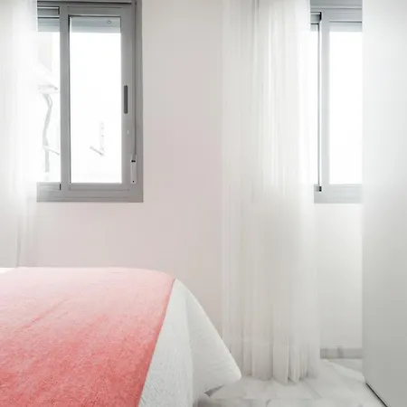 Apartamento Con Solera En El Corazon De Triana Seville Exterior photo