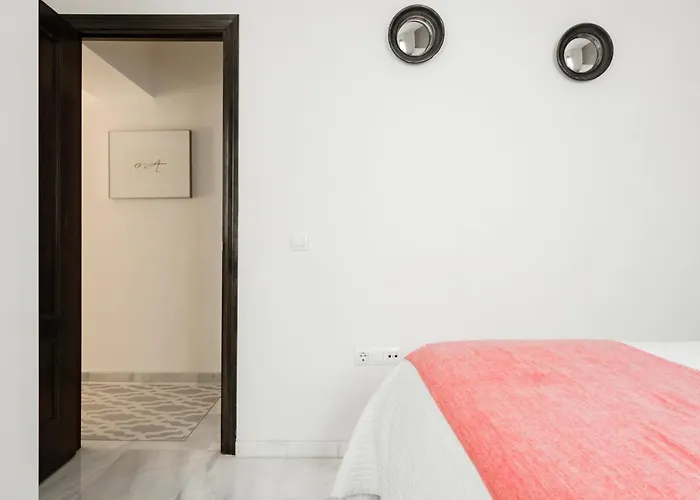 Apartamento Con Solera En El Corazon De Triana